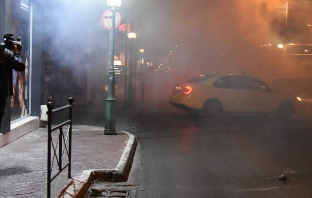 Επεισόδια σε συγκέντρωση κατά της αστυνομικής βίας στη Νίκαια