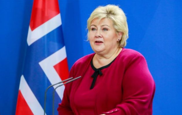 Η νορβηγική Αστυνομία ανακρίνει την πρωθυπουργό Έρνα Σόλμπεργκ για κορωνοπάρτι