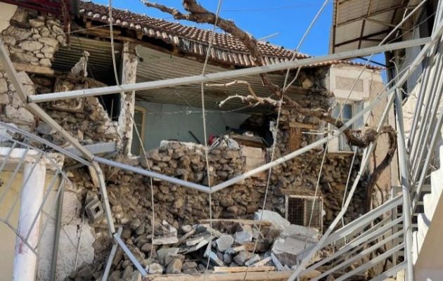 Πέτσας: Τη Δευτέρα κατατίθενται 300.000 ευρώ σε κάθε σεισμόπληκτο δήμο