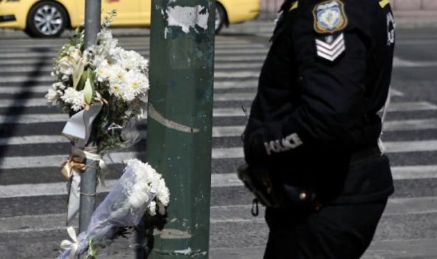 Μετατέθηκε ο τροχονόμος της Βουλής που μίλησε άσχημα στον αυτόπτη μάρτυρα διανομέα