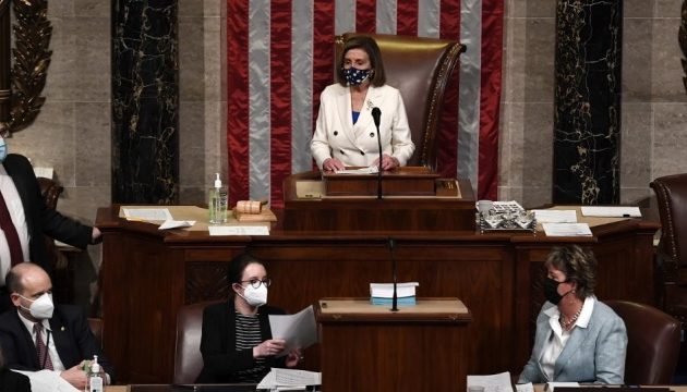 Εγκρίθηκε από το Κογκρέσο το κολοσσιαίο πακέτο τόνωσης της αμερικανικής οικονομίας