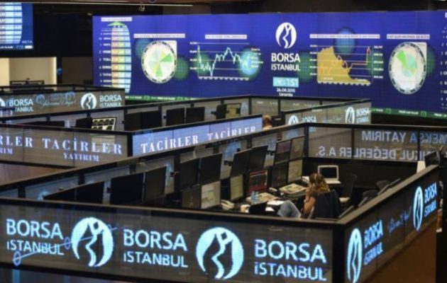 Το Χρηματιστήριο Κωνσταντινούπολης γκρεμίζεται και η λίρα «θαλασσοδέρνεται»