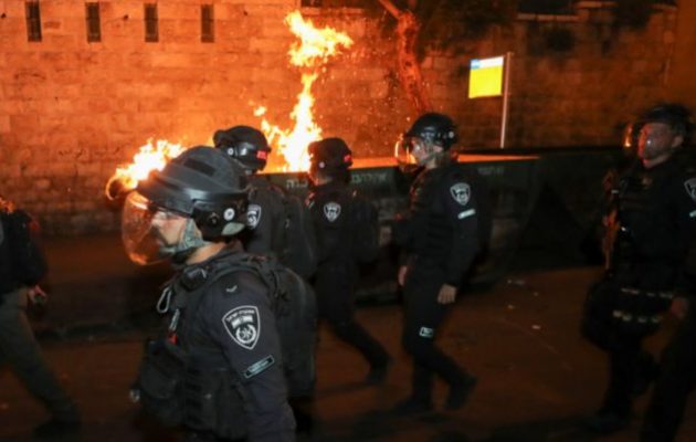 Κλιμακώνεται η ένταση στο Ισραήλ μεταξύ Παλαιστινίων και Ισραηλινών