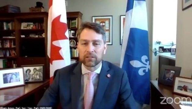 Καναδός πολιτικός εμφανίστηκε γυμνός σε τηλεδιάσκεψη  (φωτο)