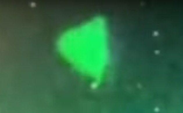 Το Πεντάγωνο επιβεβαίωσε ότι UFO καταδίωξαν πολεμικά πλοία – Αυθεντικά τα βίντεο