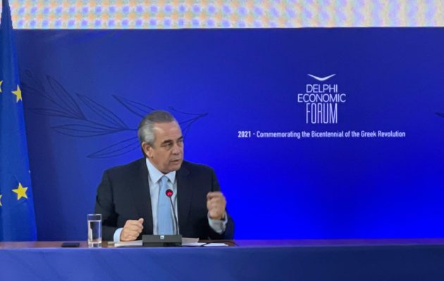 Μίχαλος στο Delphi Economic Forum: Το στοίχημα της ανάκαμψης και το παράδειγμα των ΗΠΑ