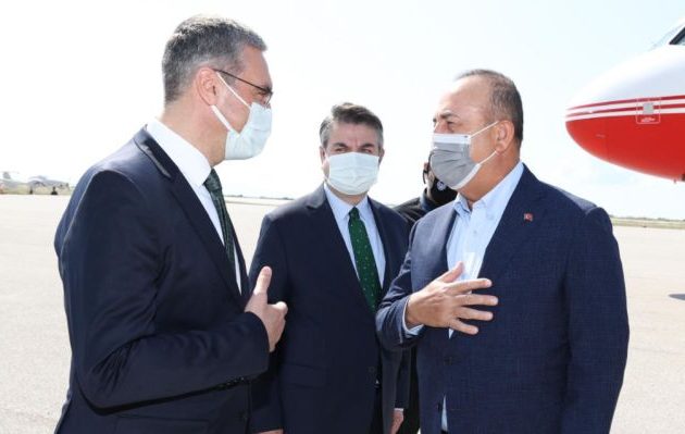 Τσαβούσογλου: Με το που πάτησε το πόδι του μίλησε για «τουρκική μειονότητα»