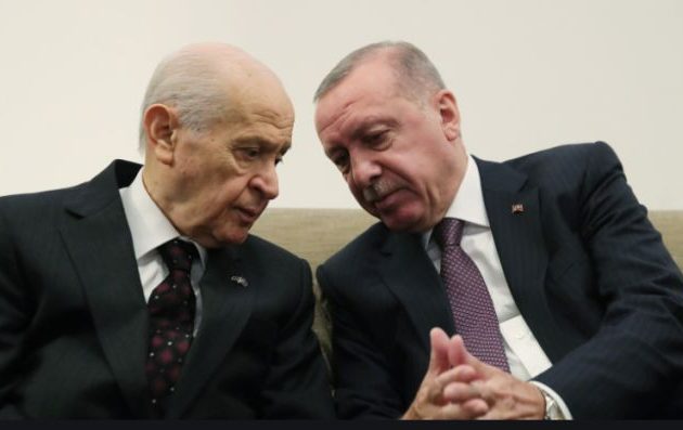 Διπλωματικές Πηγές: Ο Μπαχτσελί αναζητά «ρόλο» κι επικαλείται τον τουρκικό Όρκο του Έθνους