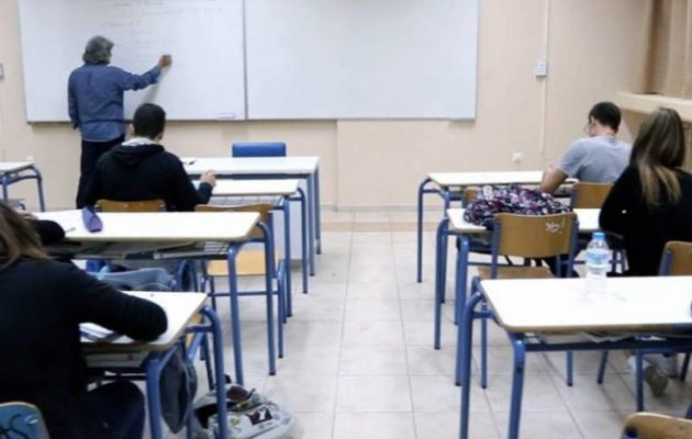 Aνοίγουν τη Δευτέρα τα φροντιστήρια – Καταργούνται τα ραντεβού για ψώνια