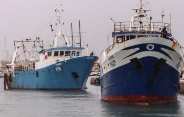 Λιβυκά σκάφη άνοιξαν πυρ σε ιταλικά ψαράδικα