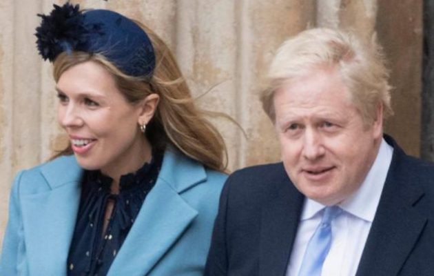 Ο Μπόρις Τζόνσον παντρεύτηκε την Κάρι Σίμοντς