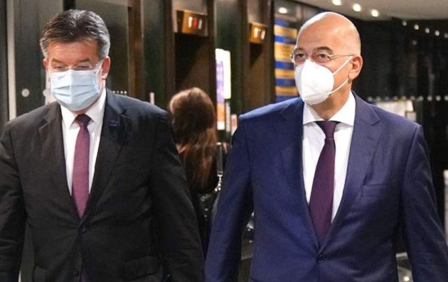 Ο Δένδιας συζήτησε με τον Λάιτσακ τις εξελίξεις στα Δυτ. Βαλκάνια