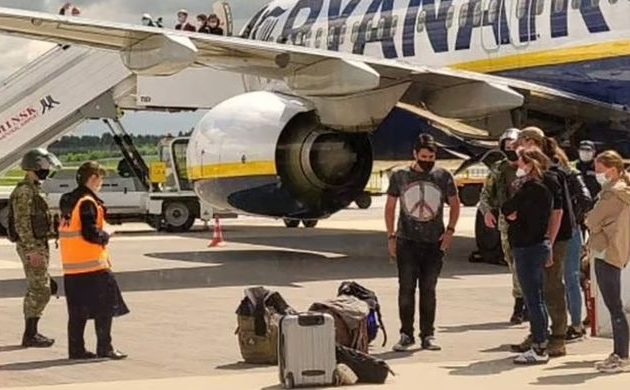Η Πολωνία ζητά τα μαύρα κουτιά του αεροσκάφους της Ryanair που «κατέβασαν» οι Λευκορώσοι