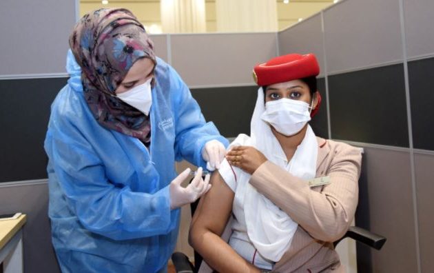 Το Άμπου Ντάμπι προσφέρει δωρεάν εμβόλια στους τουρίστες