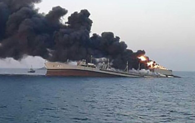 Βυθίστηκε το Kharg ένα από τα μεγαλύτερα πλοία του Ιράν (βίντεο)