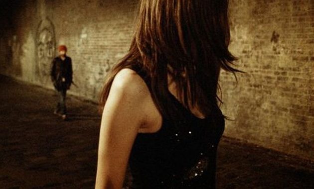 Απόπειρα βιασμού 21χρονης στη μέση του δρόμου στου Ζωγράφου