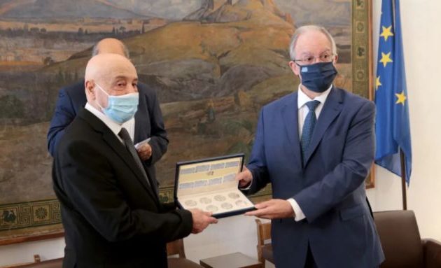 Τασούλας-Σάλεχ: Παράνομη και άκυρη η οριοθέτηση ΑΟΖ Τουρκίας-Σαράτζ