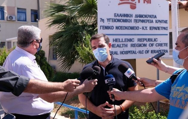 Τσίπρας: Η αύξηση των κρουσμάτων εγκυμονεί κινδύνους – Έχουν καθυστερήσει οι εμβολιασμοί