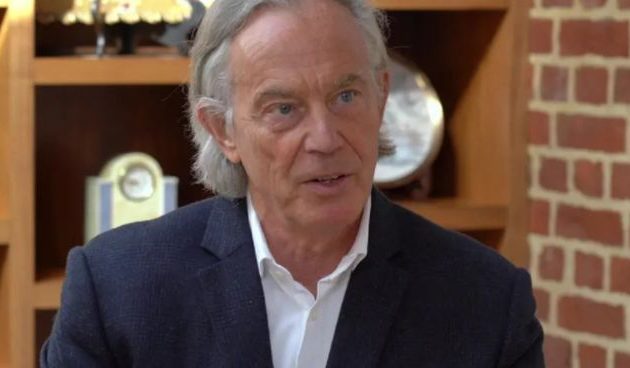 Τόνι Μπλερ: Περιττή εκκένωση του Αφγανιστάν «υπακούοντας σε ένα βλακώδες σύνθημα για τον τερματισμό των “αιώνιων πολέμων”»