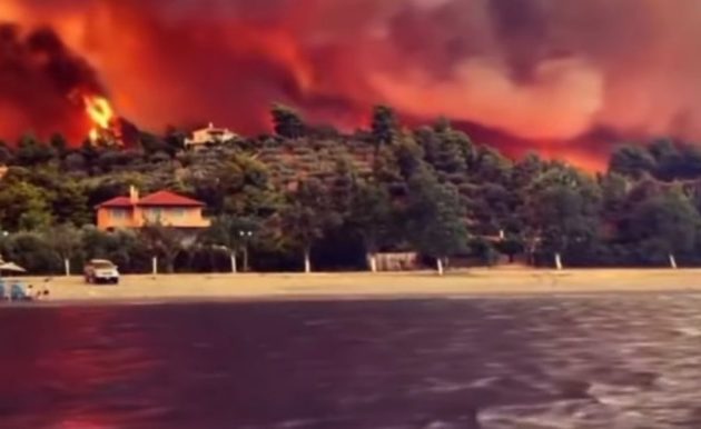 Τι είπε γυναίκα που σώθηκε από τη φωτιά στις Ροβιές Ευβοίας