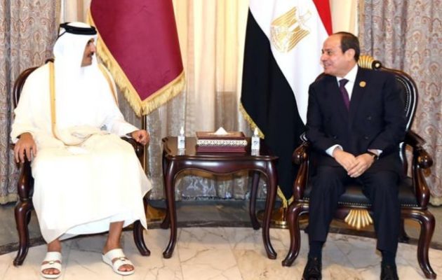 Συνάντηση Άμπντελ Φατάχ αλ Σίσι και Εμίρη του Κατάρ στη Βαγδάτη – Επιφυλακτική η Αίγυπτος