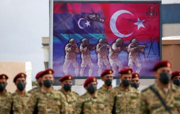 Ο τουρκικός στρατός δεν πρόκειται να φύγει «με το καλό» από τη Λιβύη