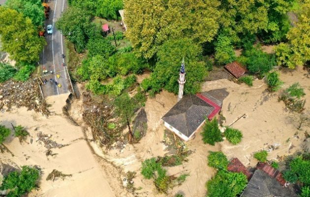 Τουρκία: Τουλάχιστον 58 οι νεκροί από τις πλημμύρες
