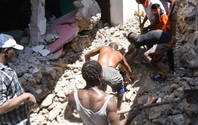 Αϊτή: Στους 724 αυξήθηκε ο απολογισμός των νεκρών από τον σεισμό