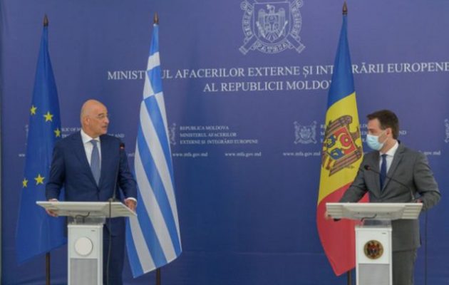 Νίκος Δένδιας στη Μολδαβία: Η ελληνική κυβέρνηση είναι εδώ για να σας βοηθήσει