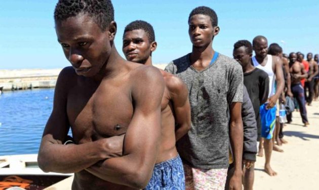 Συνελήφθη στη Λιβύη Σομαλός δουλέμπορος που σκότωνε μετανάστες για να τους πάρει τα όργανα