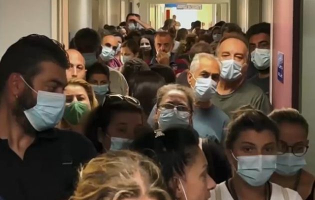 Με 10.000 λιγότερους υγειονομικούς τα νοσοκομεία της χώρας – Απέρριψε το ΣτΕ το αίτημα της ΠΟΕΔΗΝ