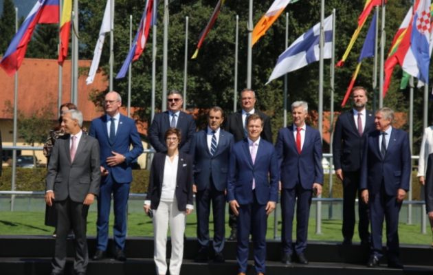 Παναγιωτόπουλος: Να αποτραπεί η εργαλειοποίηση προσφυγικών ροών από το Αφγανιστάν προς Ευρώπη