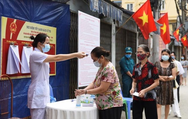 Βιετνάμ: 28χρονος καταδικάστηκε σε πέντε χρόνια φυλακή για μετάδοση του κορωνοϊού