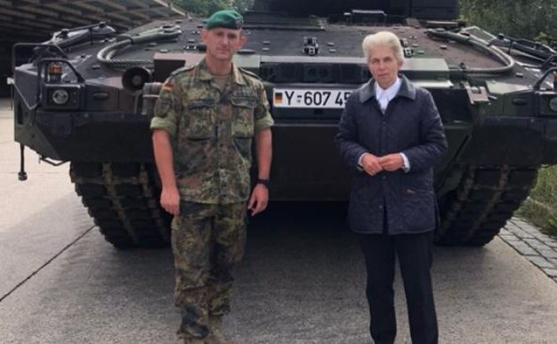 Ποιοι «ακούγονται» για υπουργοί στη Γερμανία – Μία «φίλη της Ελλάδας» στο Υπ. Άμυνας;