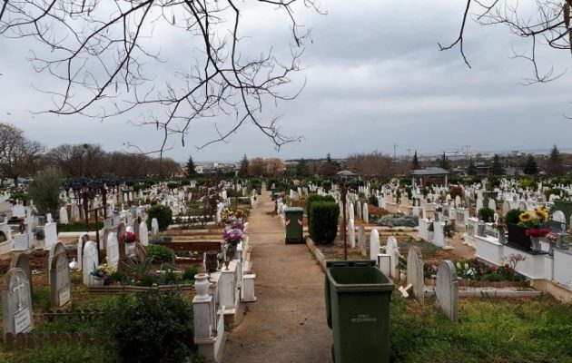 Θεσσαλονίκη: Άνοιξαν τον τάφο της μητέρας τους και δεν βρήκαν τα οστά της