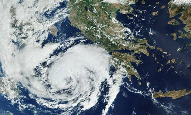 Καιρός: Θα μας «χτυπήσει» και μεσογειακός κυκλώνας