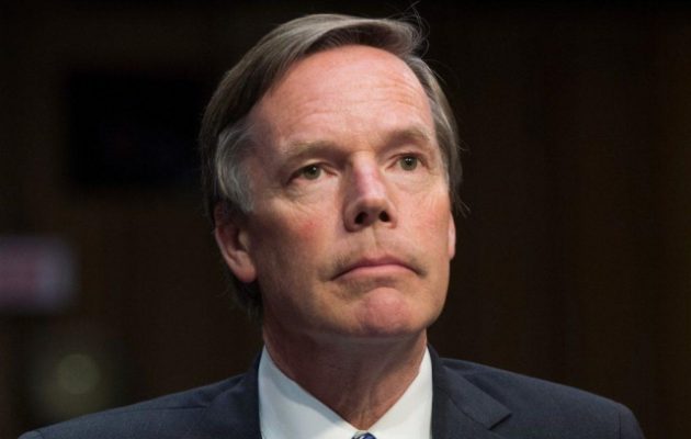 Σκληρό μήνυμα Νίκολας Μπερνς κατά της Κίνας