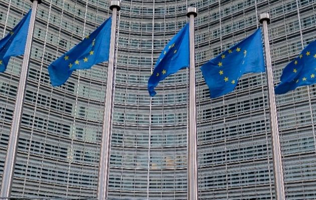 Η Ευρωπαϊκή Επιτροπή πρότεινε το πάγωμα της εκταμίευσης 7,5 δισ. ευρώ στην Ουγγαρία