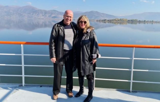 Ο πρεσβευτής του Ισραήλ Γιόσι Αμράνι στην Καστοριά – Είδε την παρέλαση, έκανε κρουαζιέρα στη λίμνη