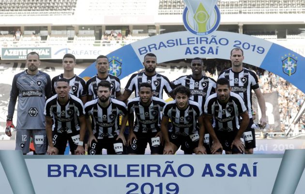 Ο Μπολσονάρου θέλει να πωλήσει δύο βραζιλιάνικες ποδοσφαιρικές ομάδες στα Ηνωμένα Αραβικά Εμιράτα