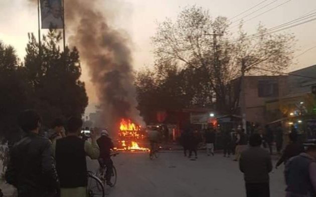Έκρηξη μαγνητικής βόμβας στην Καμπούλ – Νεκροί και τραυματίες