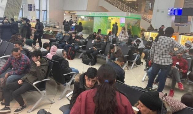 Κούρδοι και Ιρακινοί μετανάστες στη Λευκορωσία επιστρέφουν αεροπορικώς στο Ιράκ