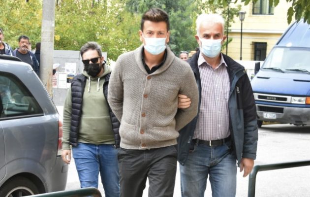 Το μήνυμα στο κινητό που «σώζει» τον 35χρονο προπονητή που ασελγούσε σε ανήλικες