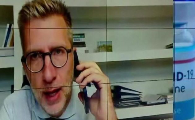 «Συμφωνεί ο κ. Μητσοτάκης με Σκέρτσο ότι δεν υπάρχουν έρευνες που να δείχνουν ότι οι ανεμβολίαστοι αστυνομικοί μεταδίδουν τον ιό;»