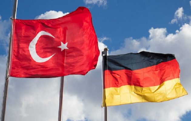 DW: «Δεν έχουν αλλάξει τα γερμανικά συμφέροντα στην Τουρκία»