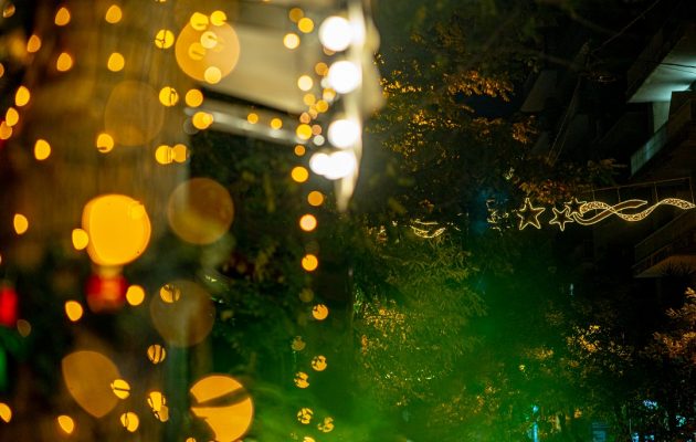 Λαμπερά Χριστούγεννα με το Λαϊκό Λαχείο στην Πατριάρχου Ιωακείμ – Εγγυημένο έπαθλο 1,5 εκατ. ευρώ