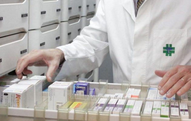 Κρήτη: Συνελήφθη φαρμακοποιός που εξέδιδε ψευδή αρνητικά τεστ