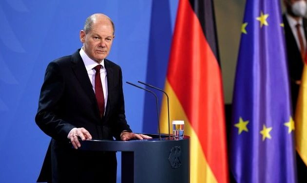 Ο καγκελάριος Σολτς υπεραμύνεται του τηλεφωνήματός του, στον Ρώσο πρόεδρο Πούτιν