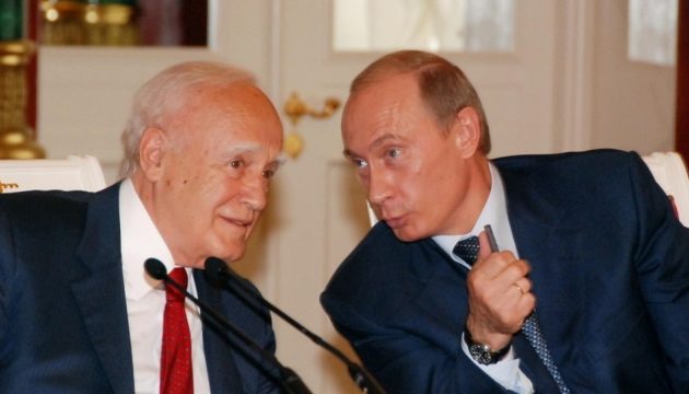 Πούτιν: Γενναίος άνδρας και αληθινός φίλος της Ρωσίας ο Κάρολος Παπούλιας