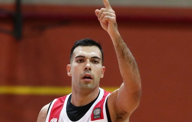 Basket League: ΑΕΚ-Ολυμπιακός 74-80 – Ανατροπή από το -16 με «υπογραφή» Σλούκα